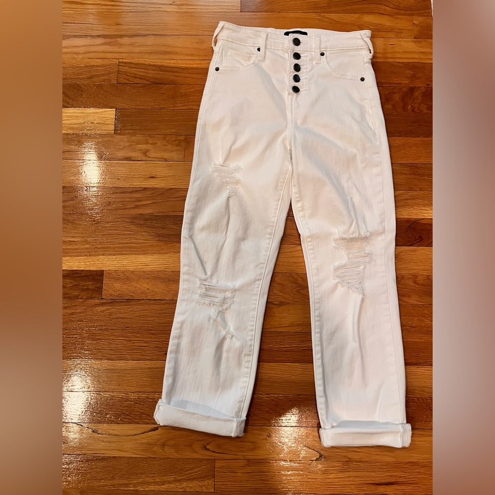True Religion button fly white distressed jeans; excellent preowned condition;26